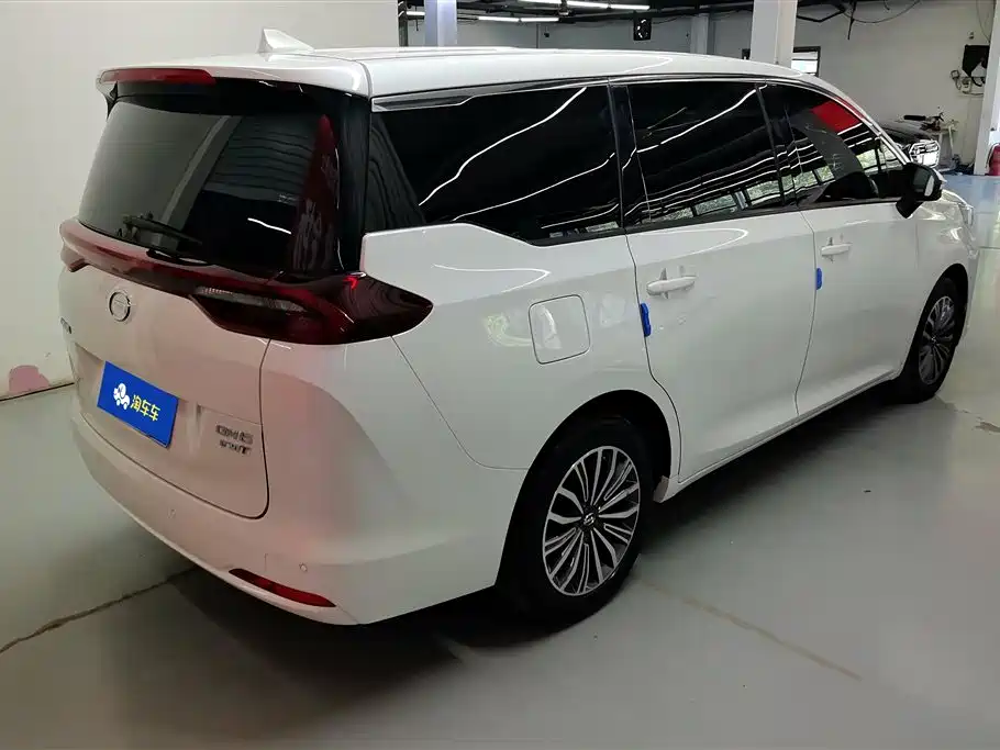 GAC Motor Trumpchi M6 2020 — фото 3