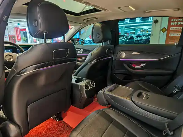 Mercedes-Benz E-Class 2018