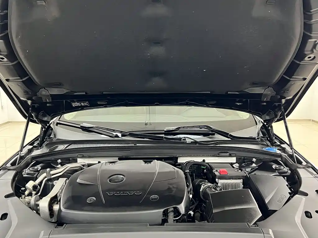 Volvo S90 2020 — фото 16