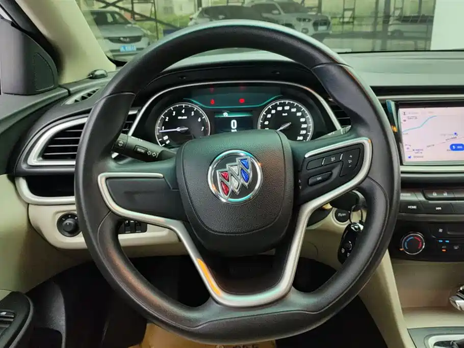 Buick Excelle 2017 — фото 15