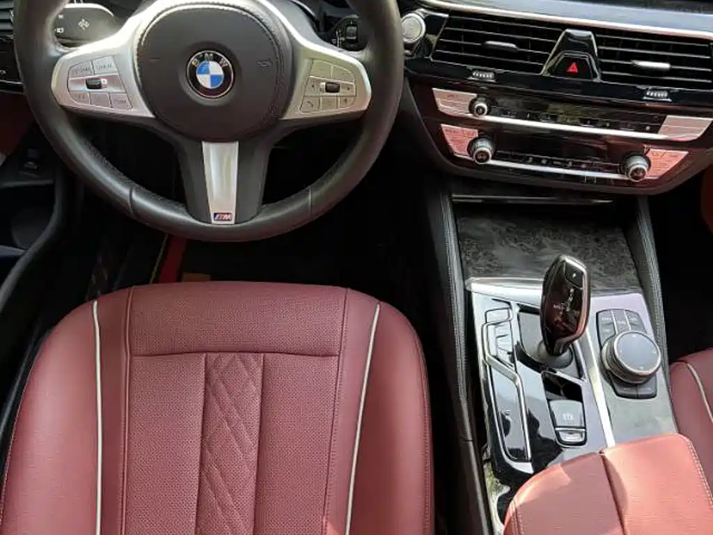 BMW 5 Series 2024