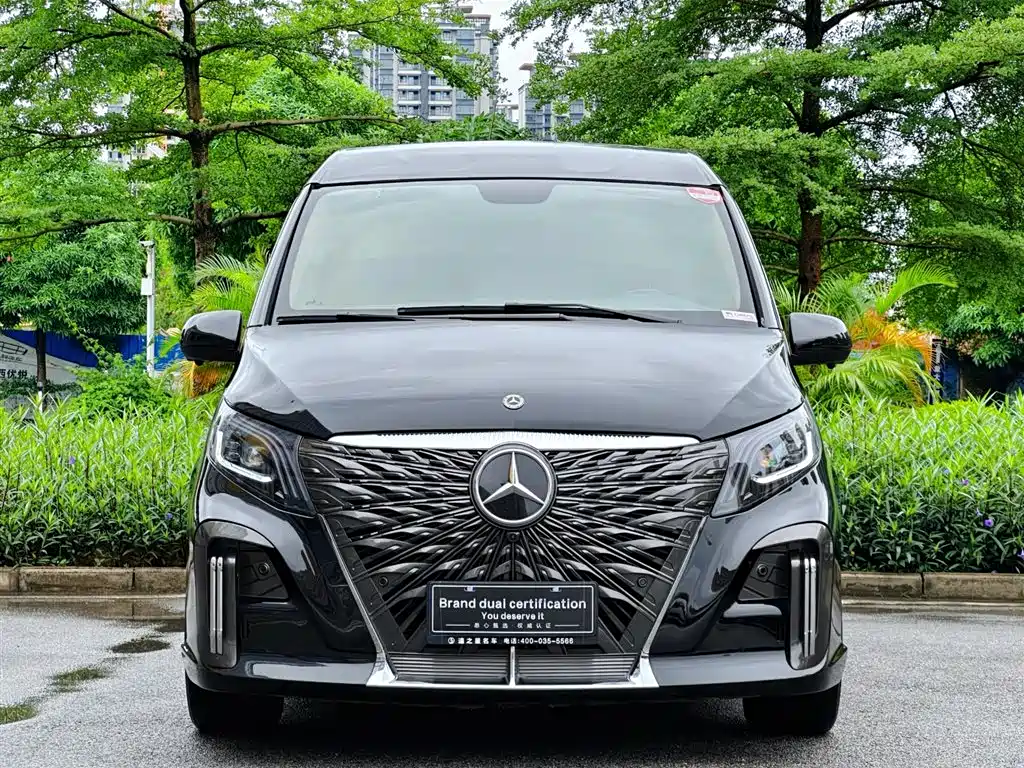Mercedes-Benz V-Class 2023 — фото 3