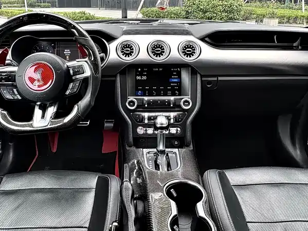 Ford Mustang 2019