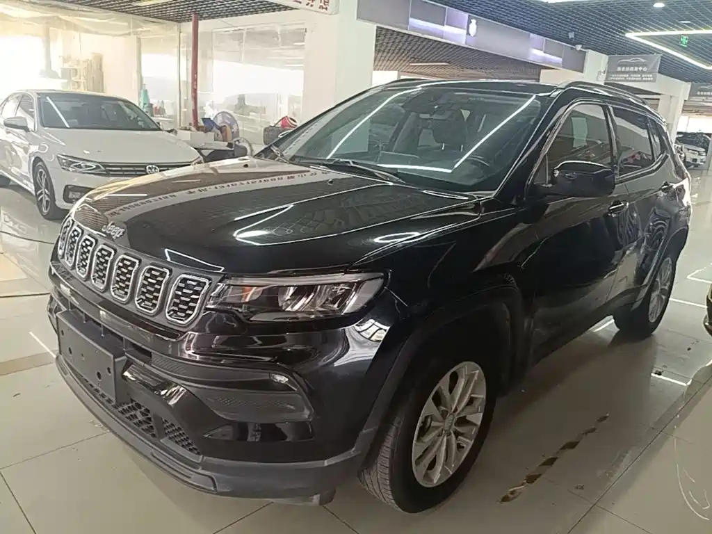 Jeep Compass 2021 — фото 2