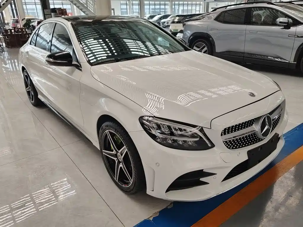 Mercedes-Benz C-Class 2020 — фото 3