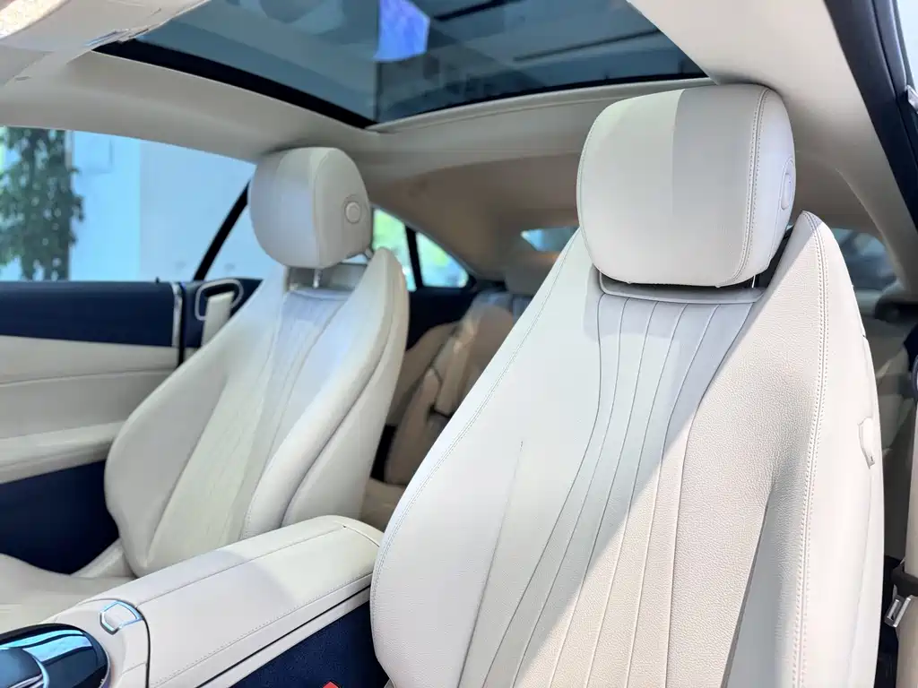 Mercedes-Benz E-Class 2023 — фото 13