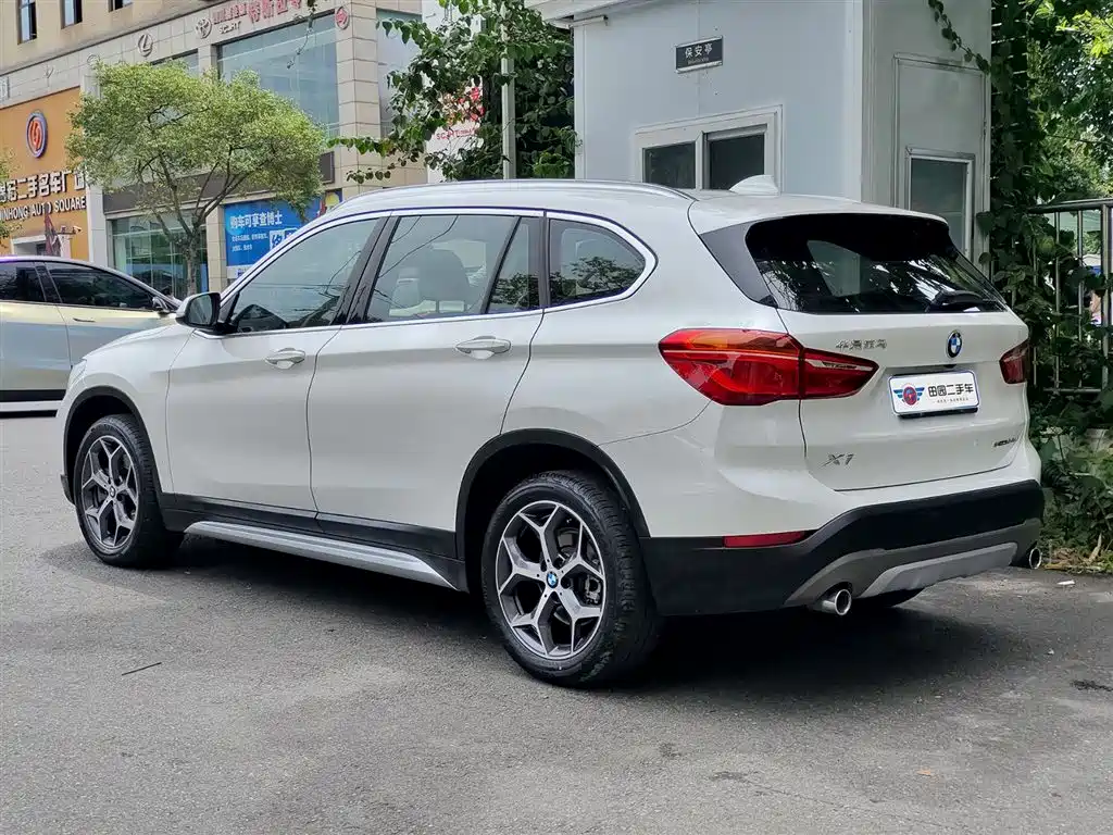 BMW X1 2019 — фото 4