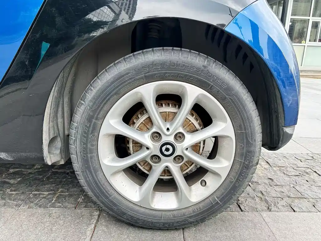 smart Forfour 2019 — фото 11