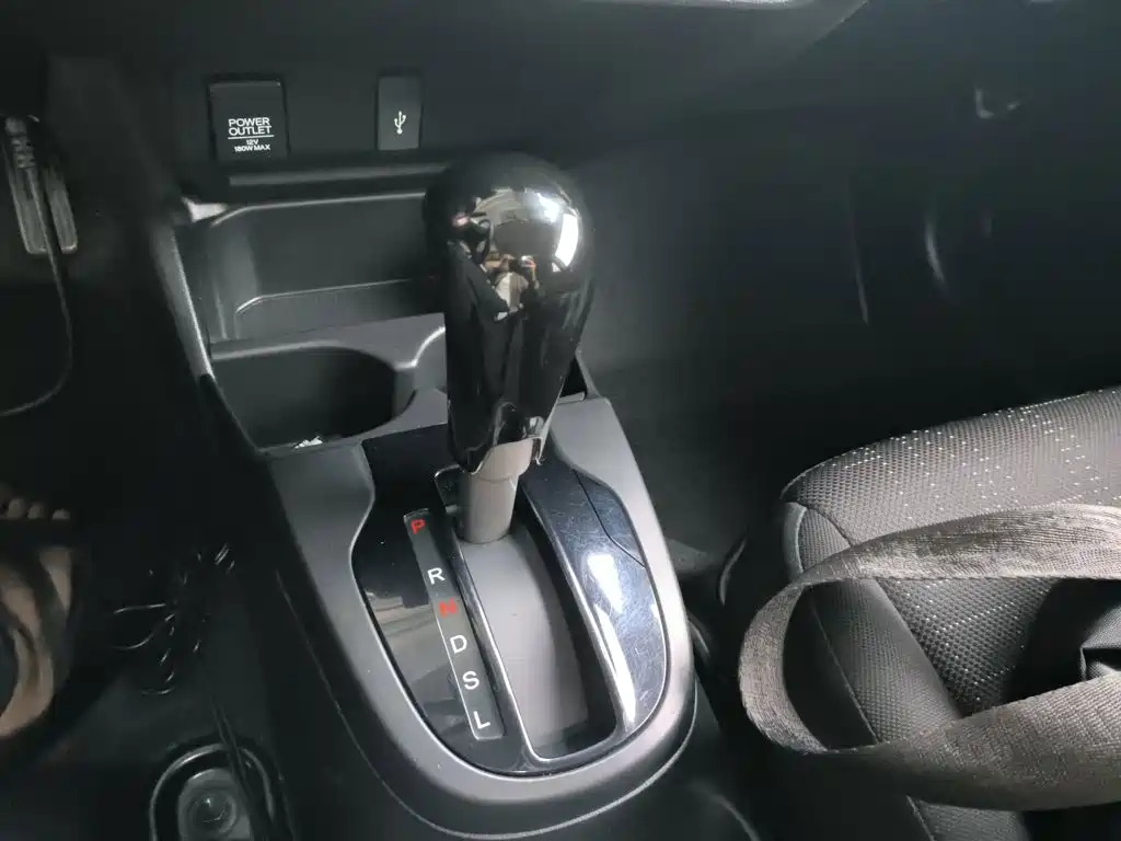 Honda Fit 2018 — фото 6