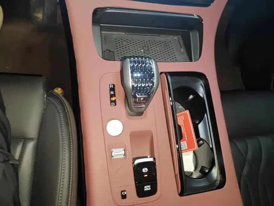 GAC Trumpchi M8 2025 — фото 16