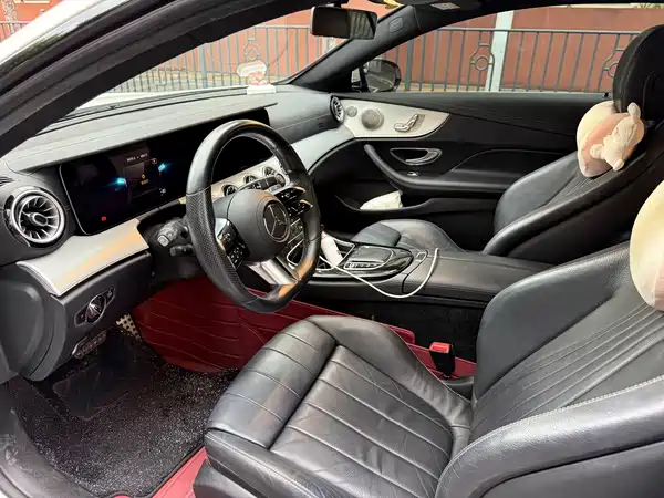 Mercedes-Benz E-Class 2021
