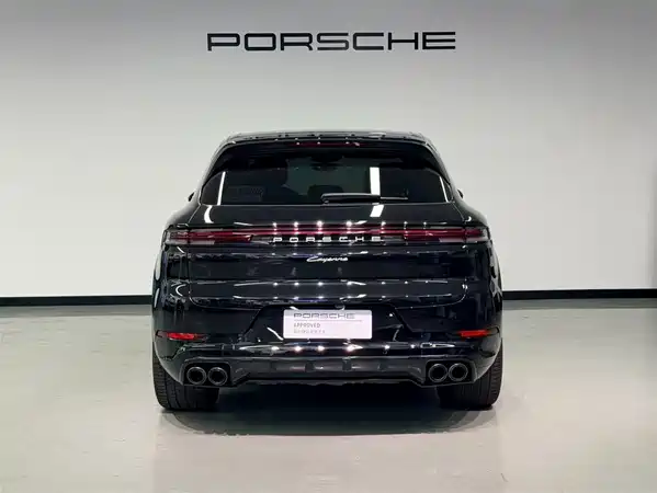 Porsche Cayenne 2024