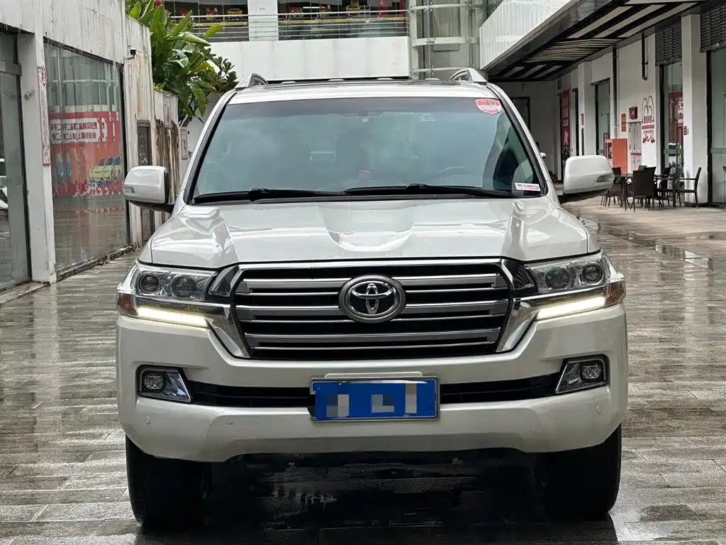 Toyota Land Cruiser 2016 — фото 2