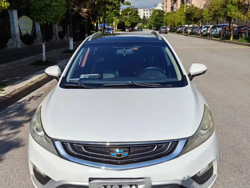 Geely Emgrand GS 2016 — фото 3