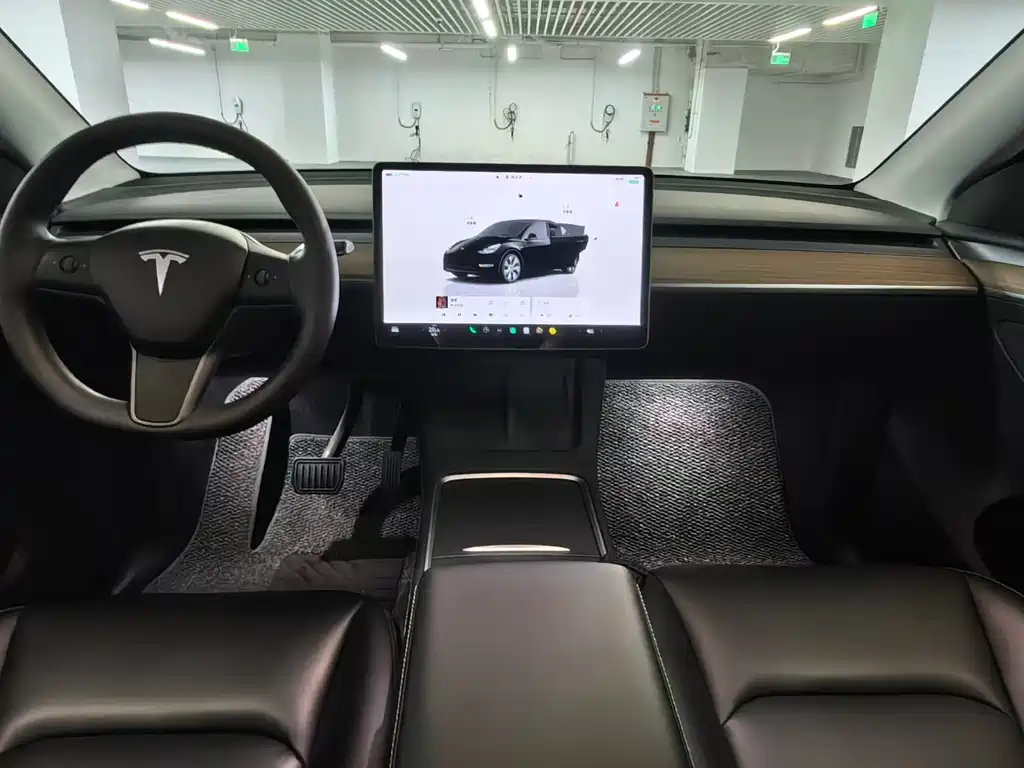 Tesla Model Y 2023 — фото 5