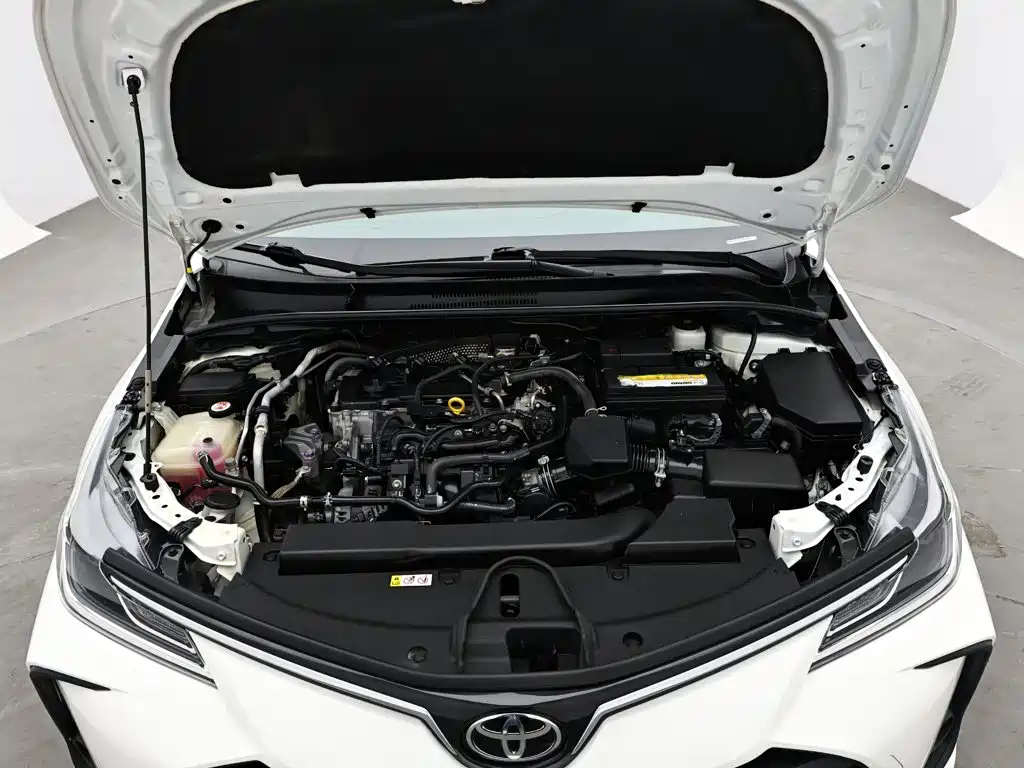 Toyota Corolla 2023 — фото 17