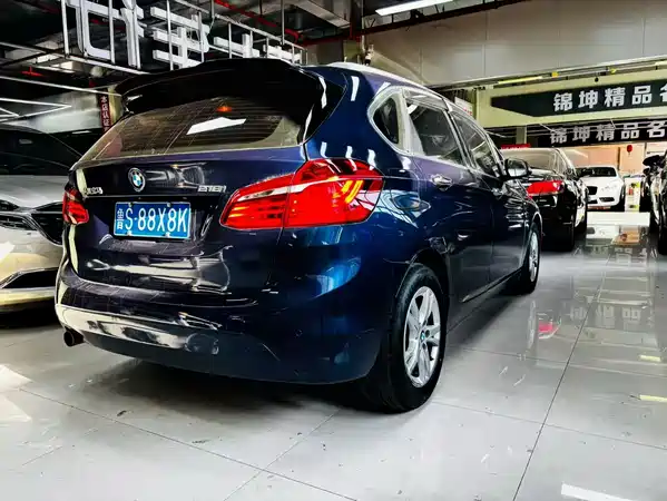 BMW 2 Series Station Wagon 2017