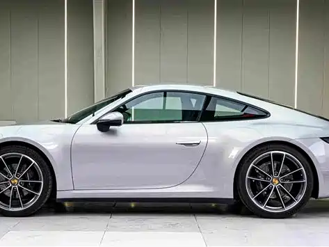 Porsche 911 2023