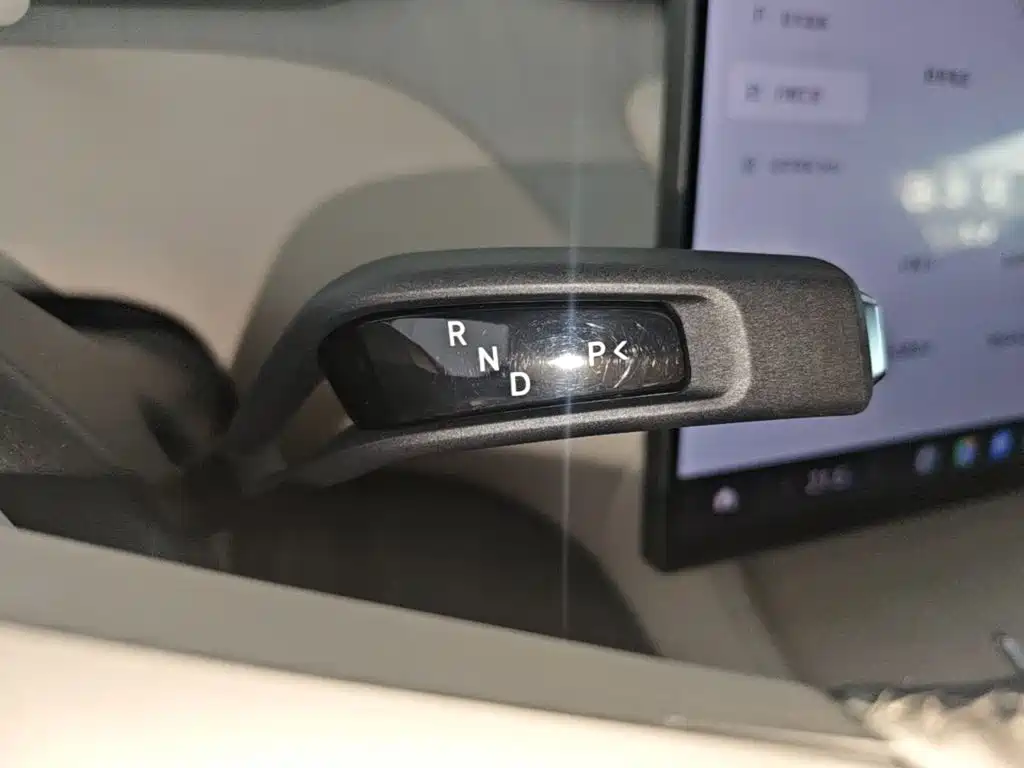 Xiaomi YU7 2025 — фото 10