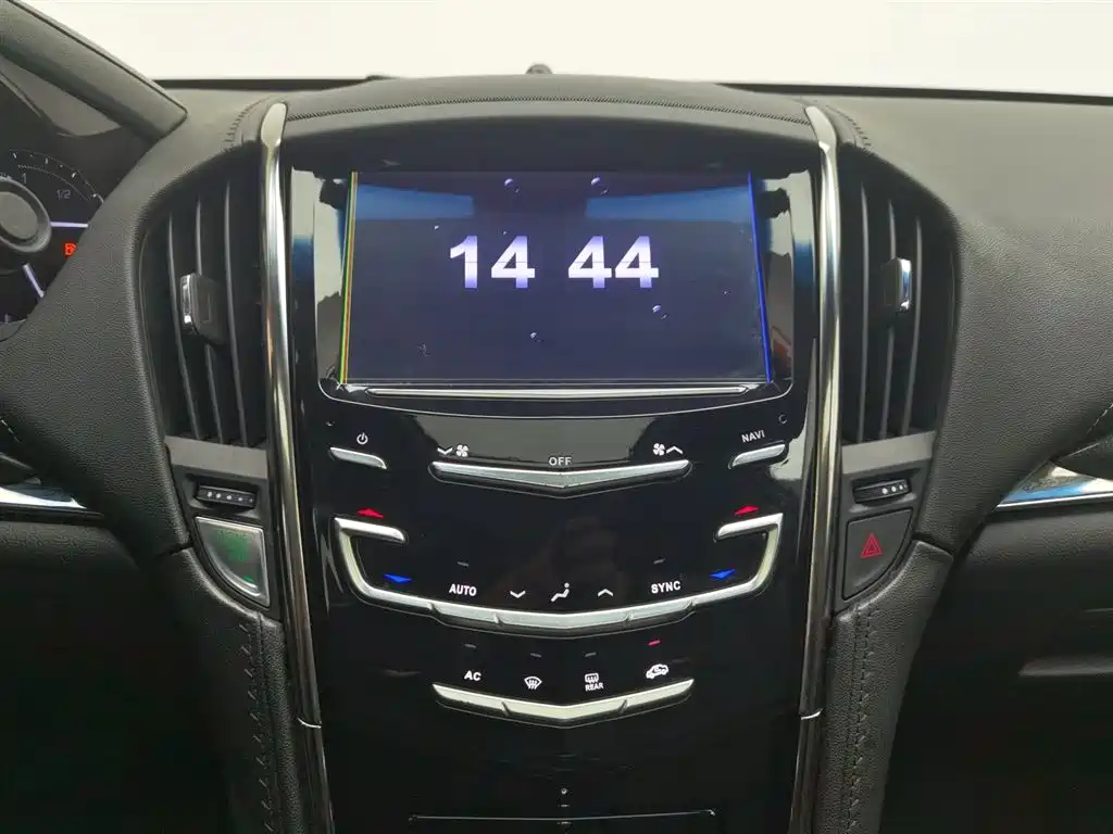 Cadillac ATS-L 2017 — фото 12