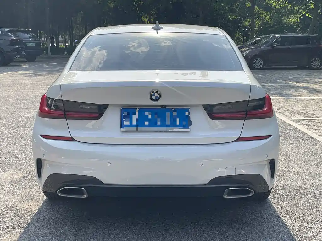 BMW 3 Series 2021