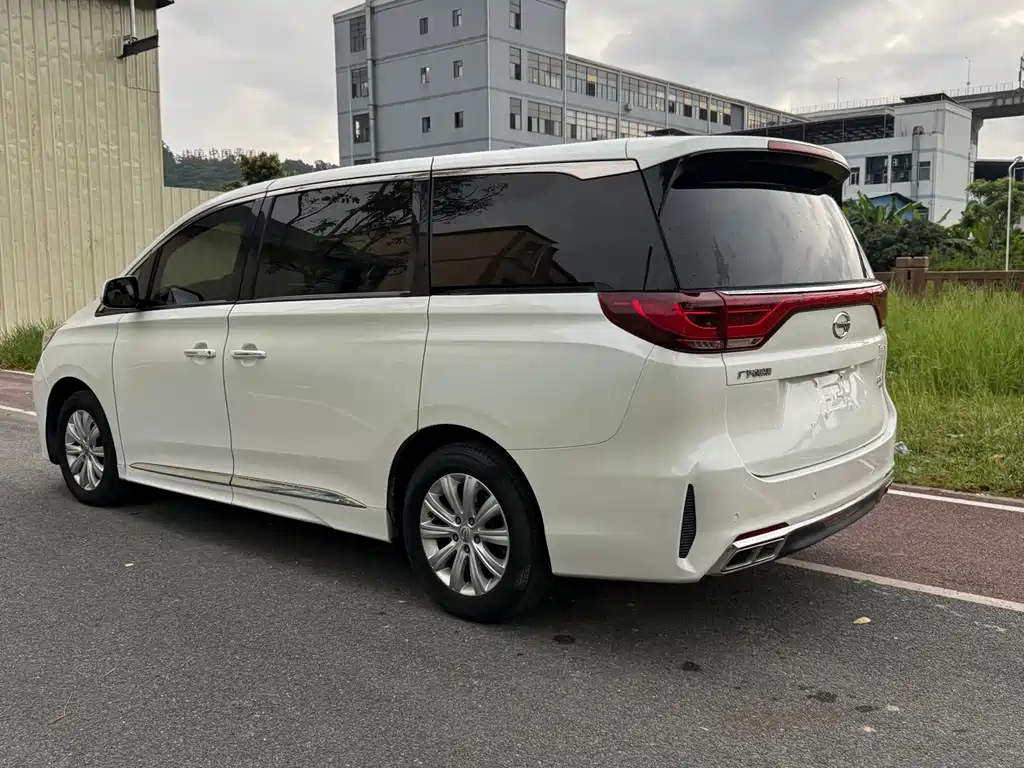 GAC Motor Trumpchi M8 2020 — фото 4