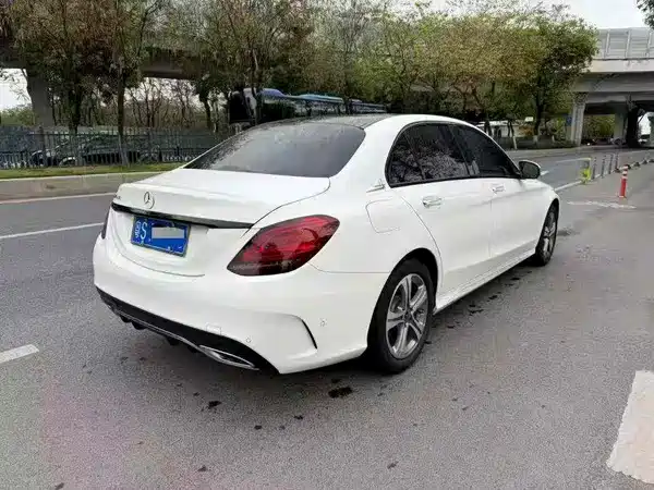 Mercedes-Benz C-Class 2021