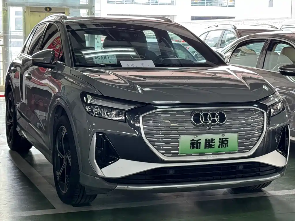 Audi Q4 e-tron 2023