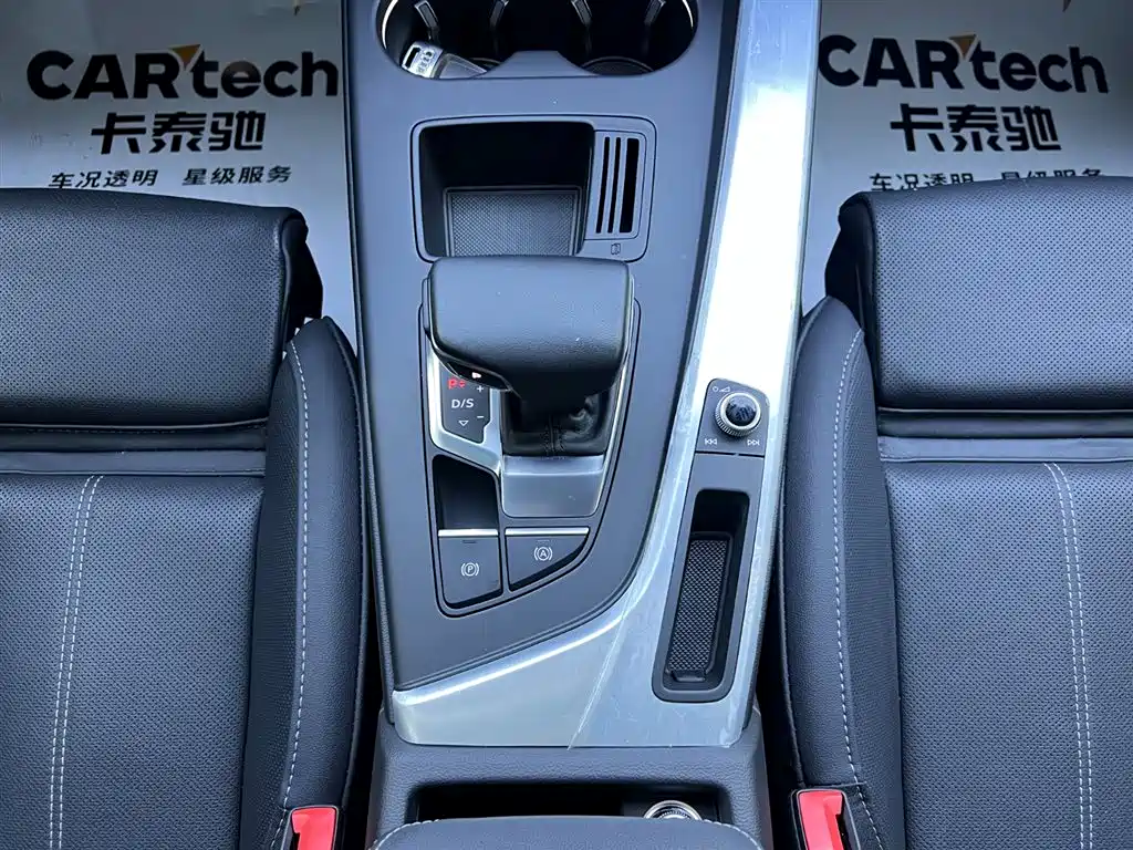 Audi A4L 2023 — фото 15