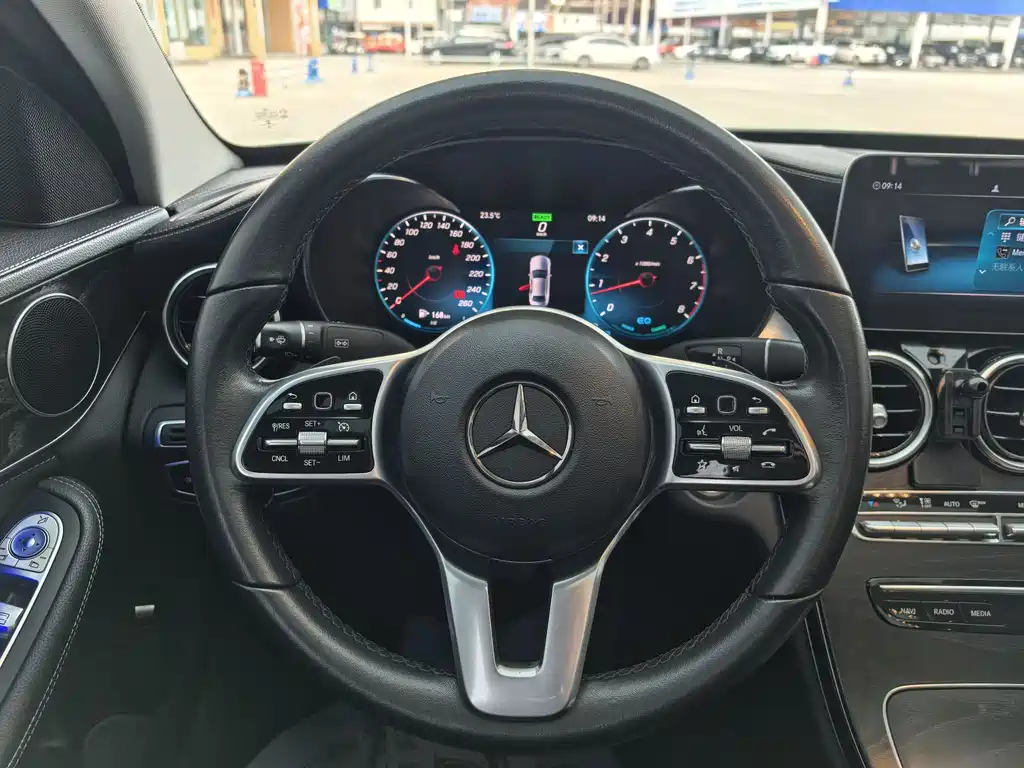 Mercedes-Benz C-Class 2019 — фото 13