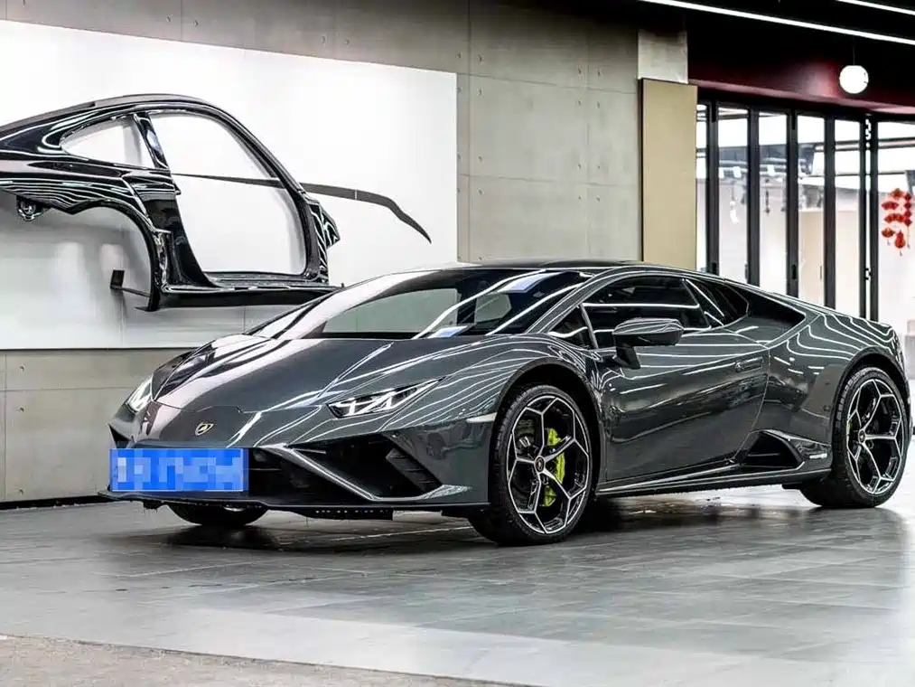 Lamborghini Huracán 2022 — фото 1