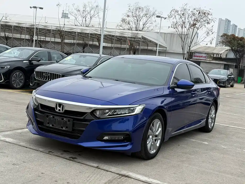 Honda Accord 2021 — фото 1