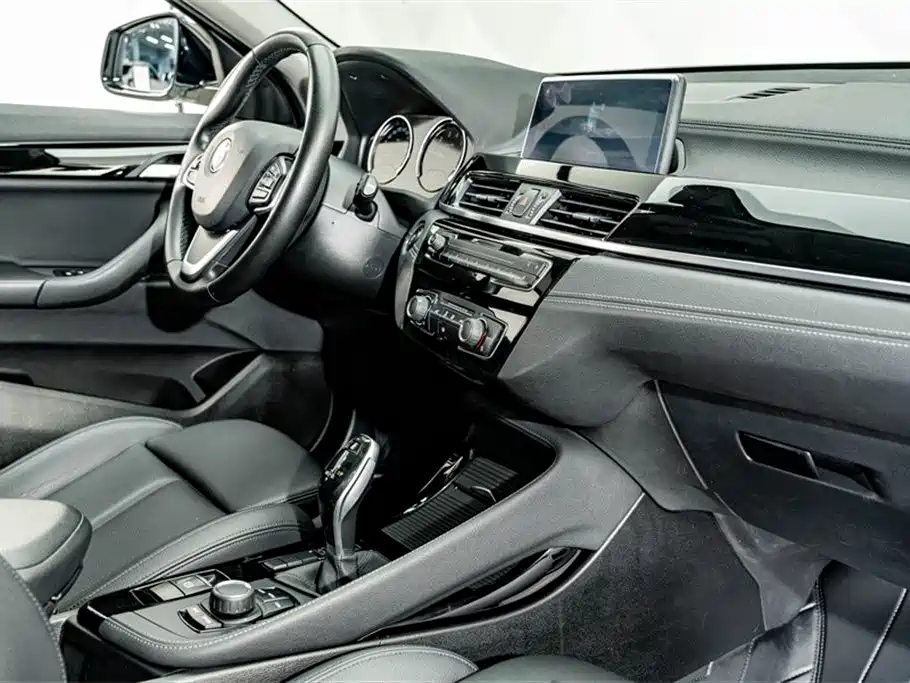 BMW X2 2019 — фото 17