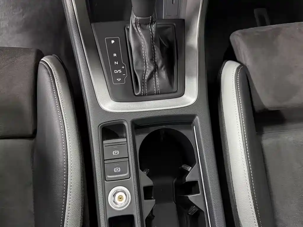 Audi Q3 2023 — фото 15