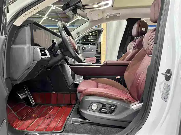 Hongqi E-HS9 2022