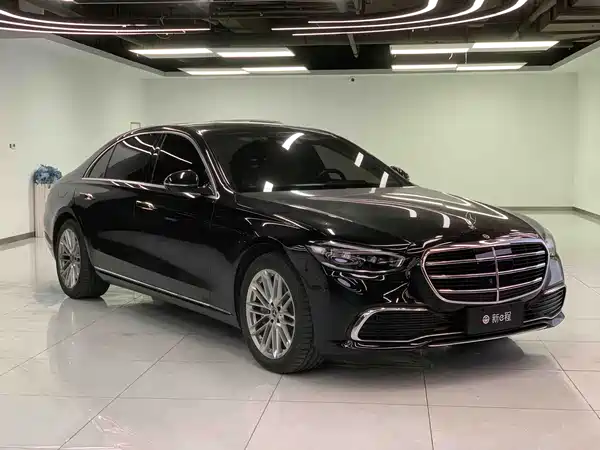 Mercedes-Benz S-Class 2023