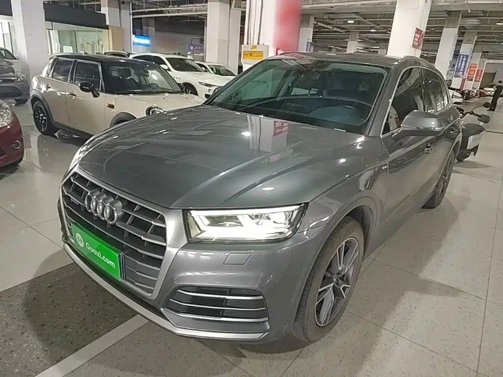 Audi Q5L 2020