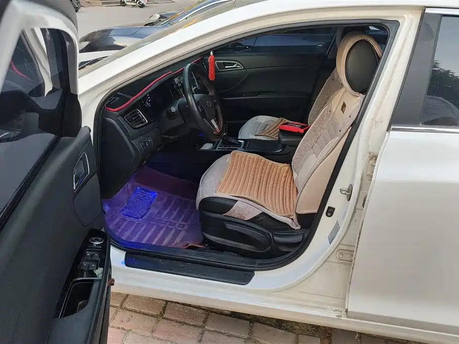 Hyundai Mistra 2015 — фото 9