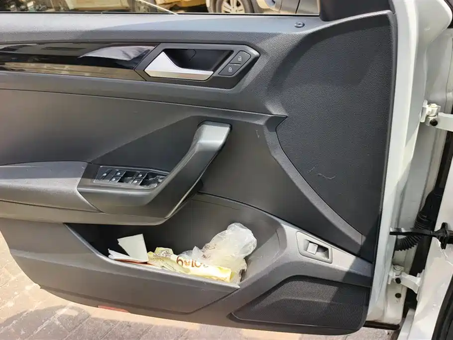 Volkswagen T-Roc 2020
