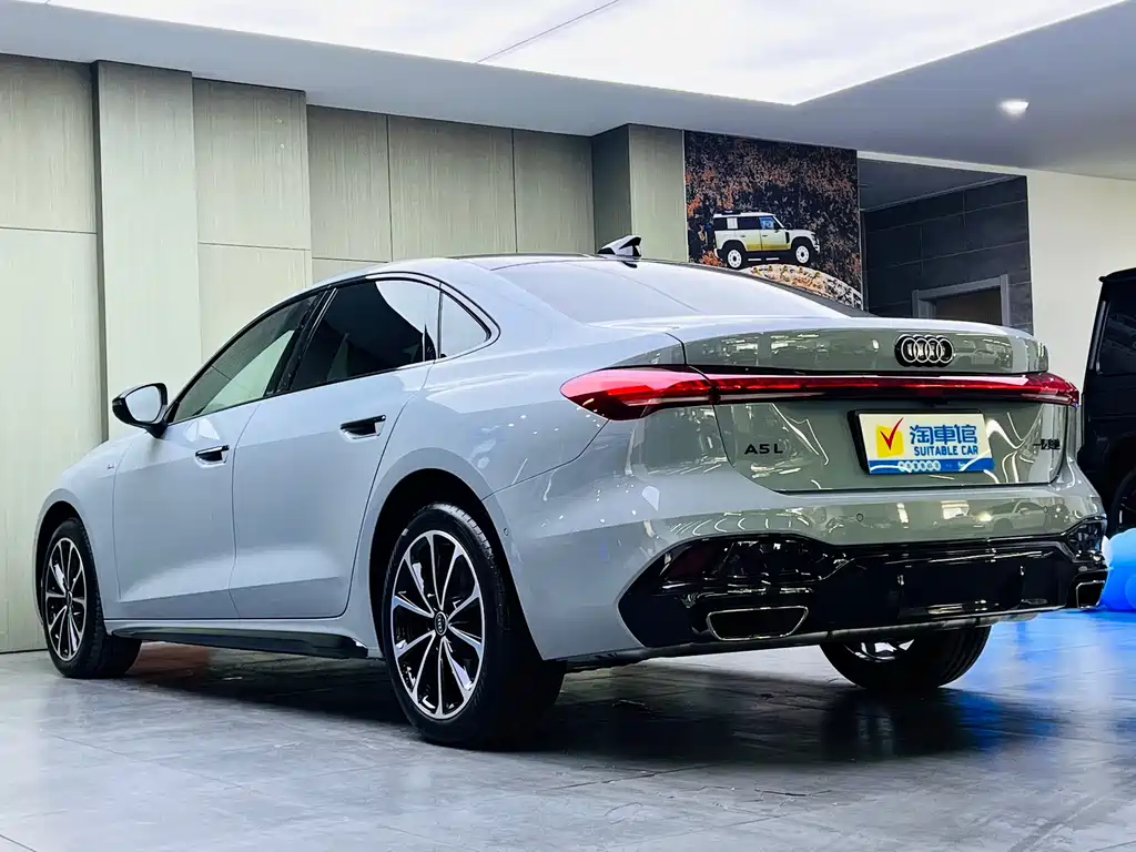 Audi A5L — фото 6