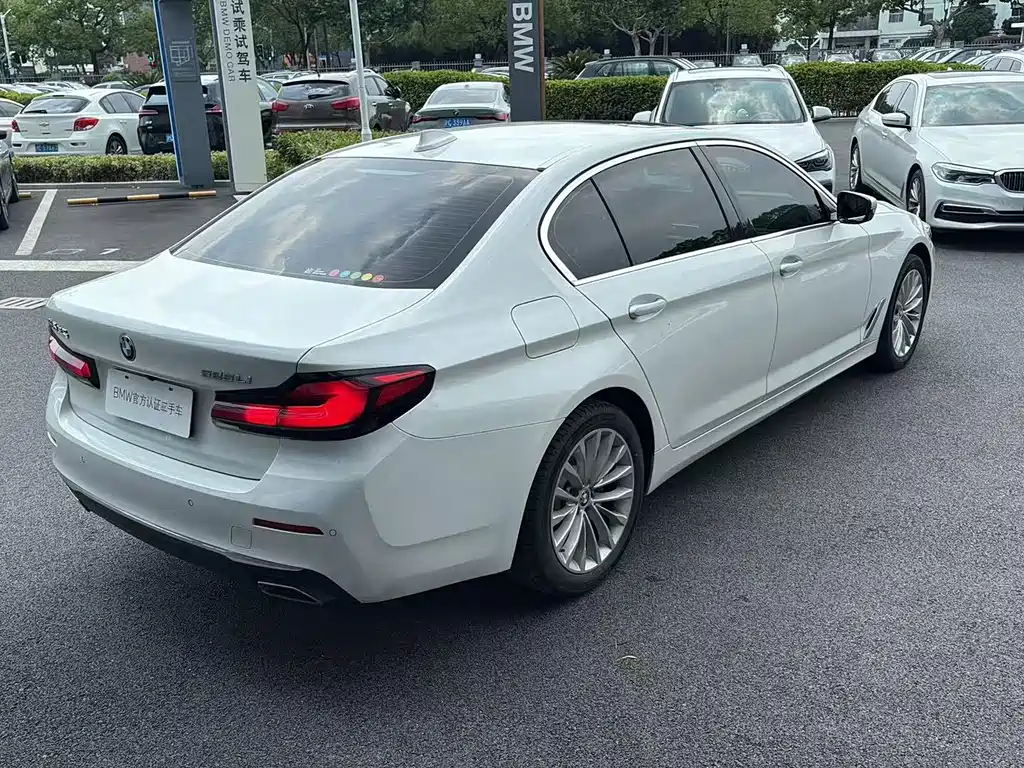 BMW 5 Series 2022