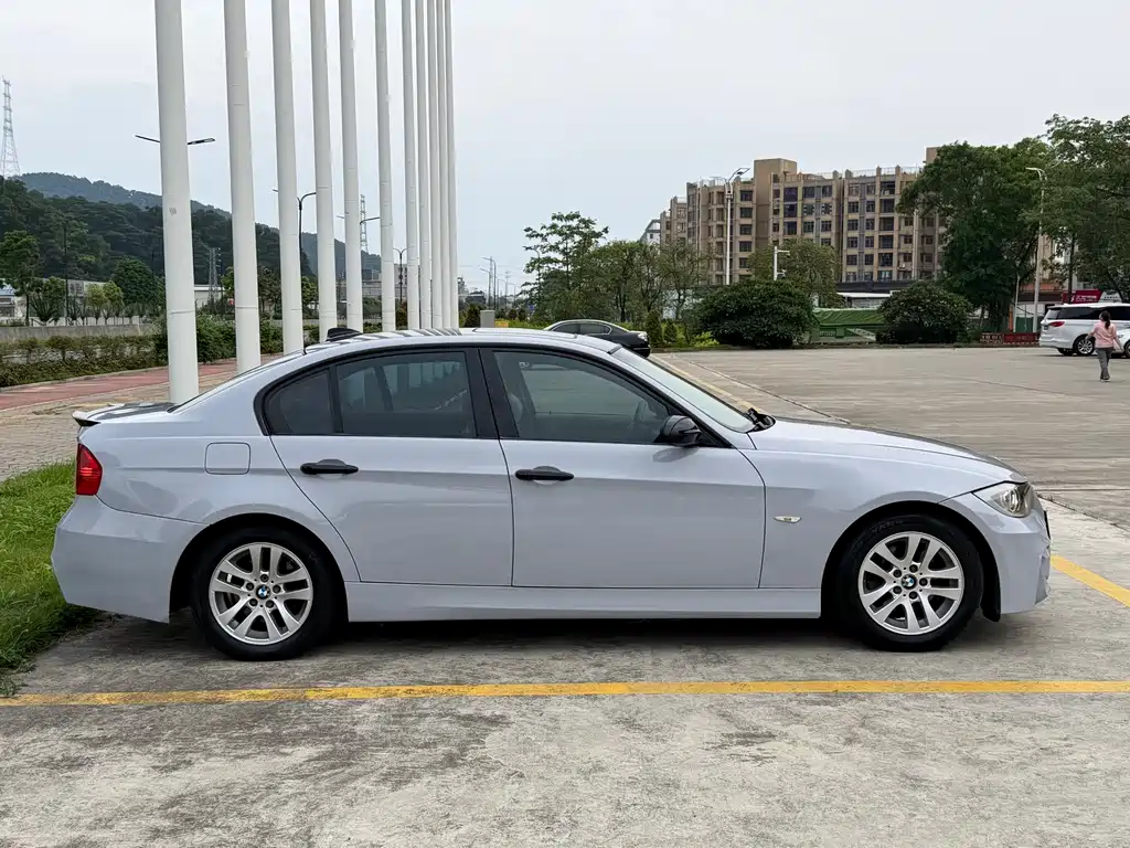 BMW 3 Series 2008 — фото 10