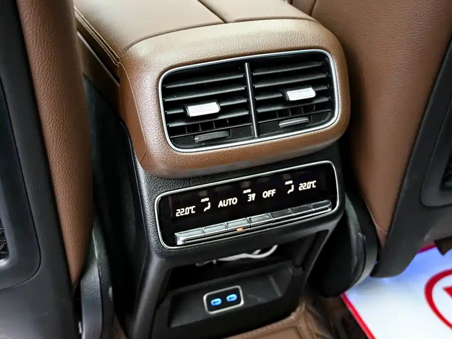 Mercedes-Benz GLS 2025 — фото 35