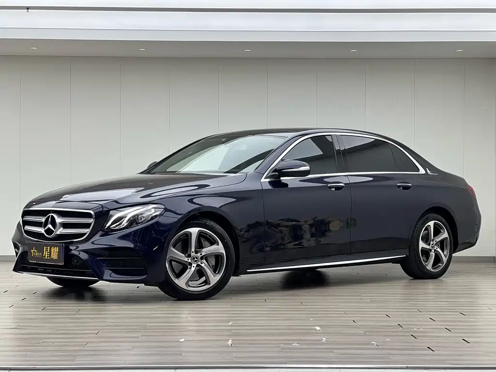 Mercedes-Benz E-Class 2019 — фото 24