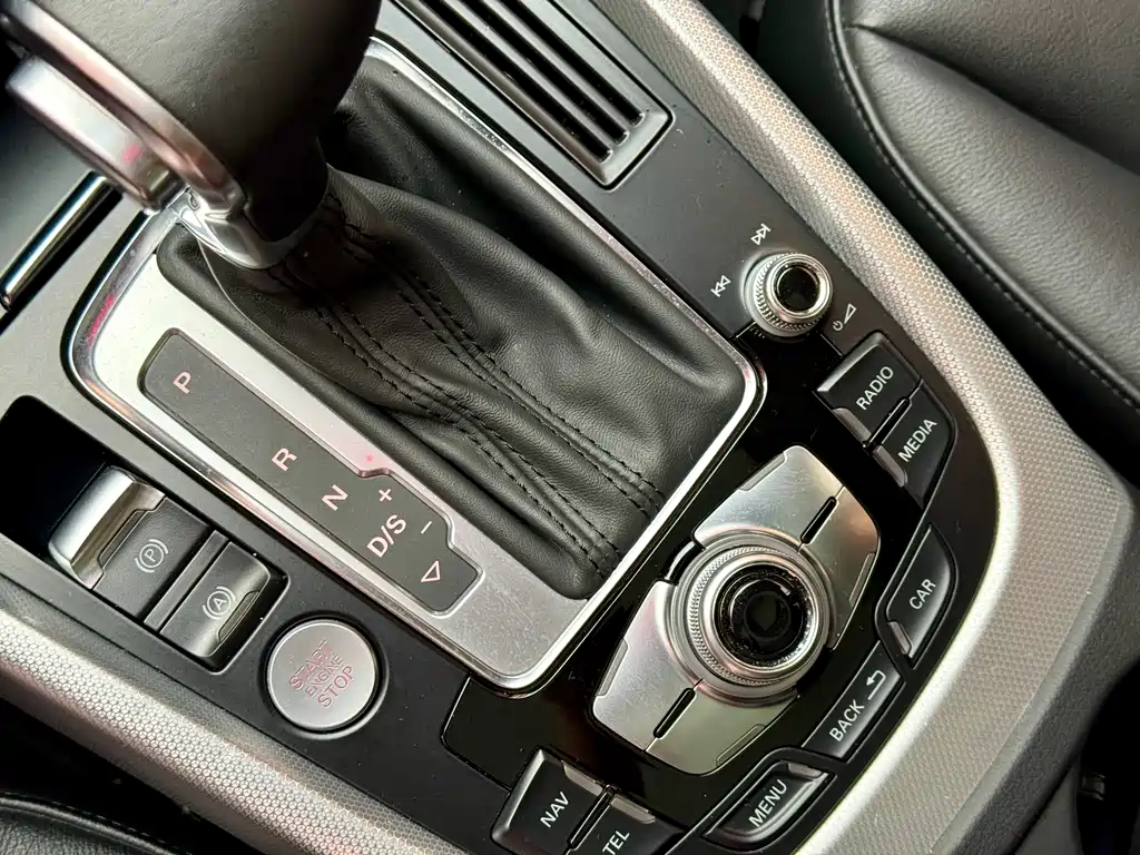 Audi Q5 2015 — фото 14