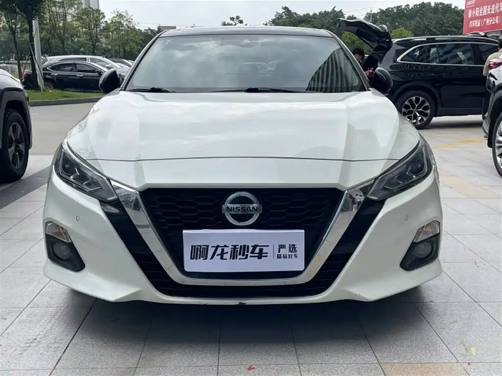 Nissan Teana 2022