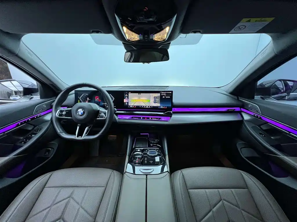 BMW 5 Series 2024