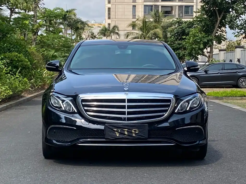 Mercedes-Benz E-Class 2020 — фото 11