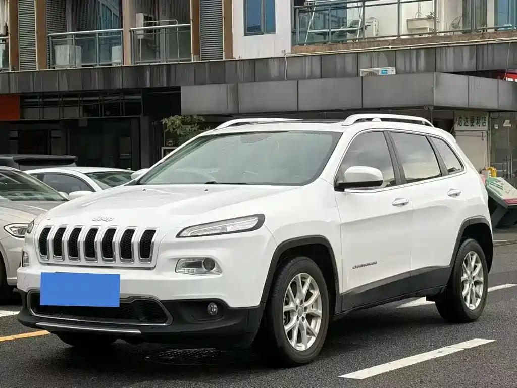 Jeep Cherokee 2018 — фото 1