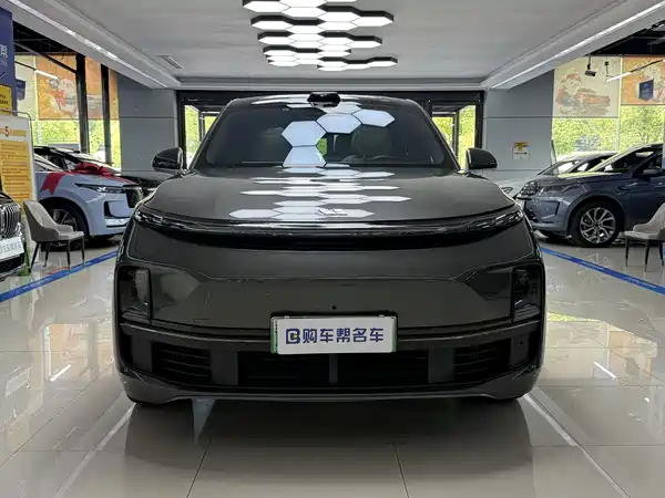 Li Auto L8 2024